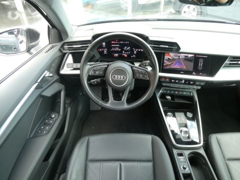 Photo 4 de l'offre de AUDI A3 IV BERLINE 35 TFSI 150 S Tronic 7 4P DESIGN LUXE CUIR Camera ACC à 30450€ chez Mérignac auto