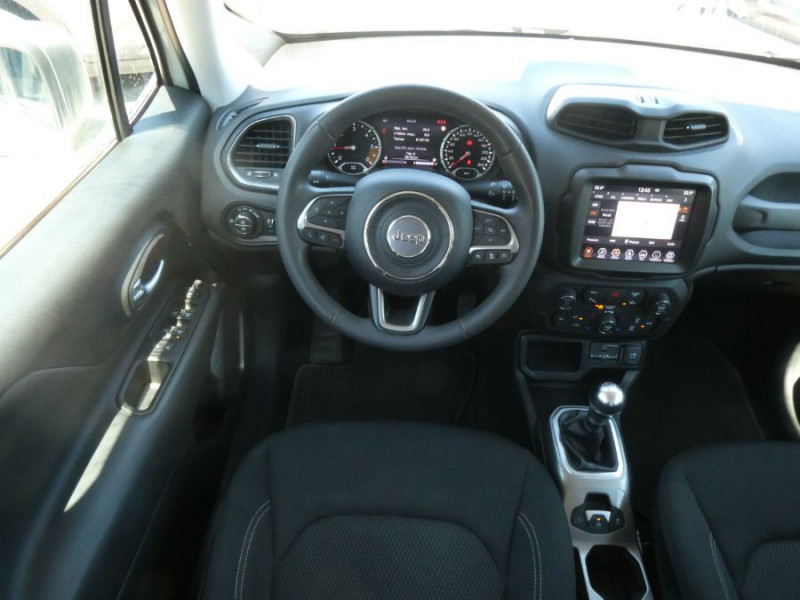 Photo 4 de l'offre de JEEP RENEGADE 1.6 MultiJet D 130 BVM6 LIMITED GPS Radars à 19490€ chez Mérignac auto