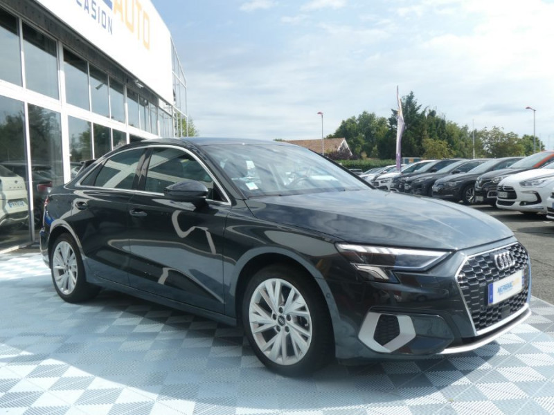 Photo 3 de l'offre de AUDI A3 IV BERLINE 35 TFSI 150 S Tronic 7 4P DESIGN LUXE CUIR Camera ACC à 30450€ chez Mérignac auto