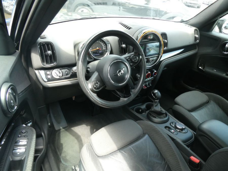 Photo 11 de l'offre de MINI COUNTRYMAN (F60) 1.5i 136 BVA6 OAKWOOD TOIT Ouvrant Camera GPS JA18 à 24490€ chez Mérignac auto