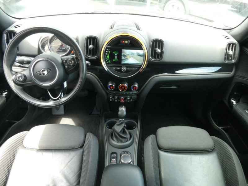 Photo 12 de l'offre de MINI COUNTRYMAN (F60) 1.5i 136 BVA6 OAKWOOD TOIT Ouvrant Camera GPS JA18 à 24490€ chez Mérignac auto