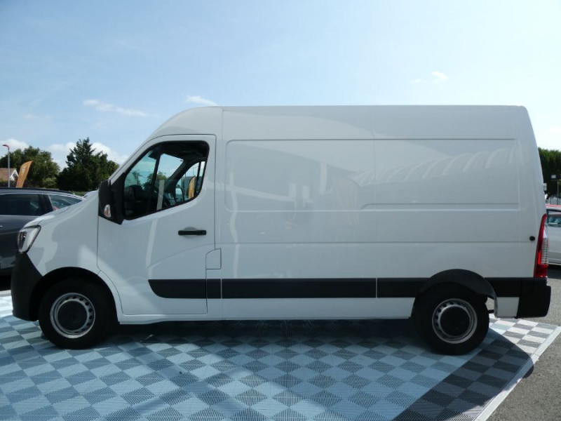 Photo 30 de l'offre de RENAULT MASTER L2H2 2.3 Blue dCi 135 BVM6 3.5T GRAND CONFORT GPS Camera Ptes 270° 27900€ HT à 27900€ chez Mérignac auto