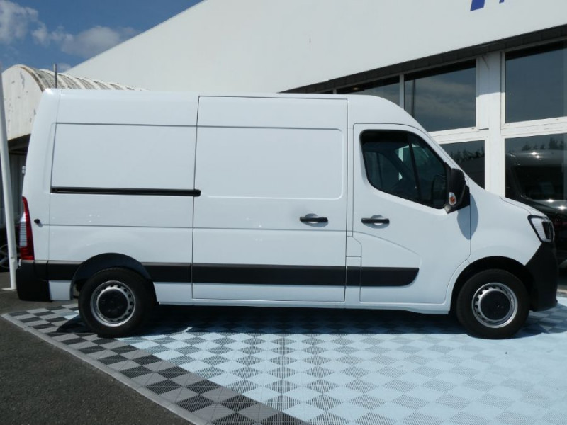 Photo 13 de l'offre de RENAULT MASTER L2H2 2.3 Blue dCi 135 BVM6 3.5T GRAND CONFORT GPS Camera Ptes 270° 27900€ HT à 27900€ chez Mérignac auto