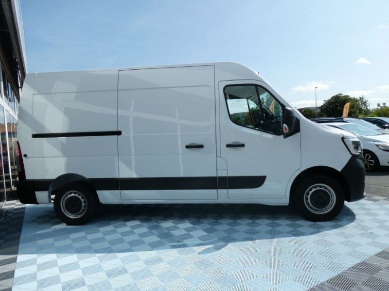 Photo 31 de l'offre de RENAULT MASTER L2H2 2.3 Blue dCi 135 BVM6 3.5T GRAND CONFORT GPS Camera Ptes 270° 27900€ HT à 27900€ chez Mérignac auto