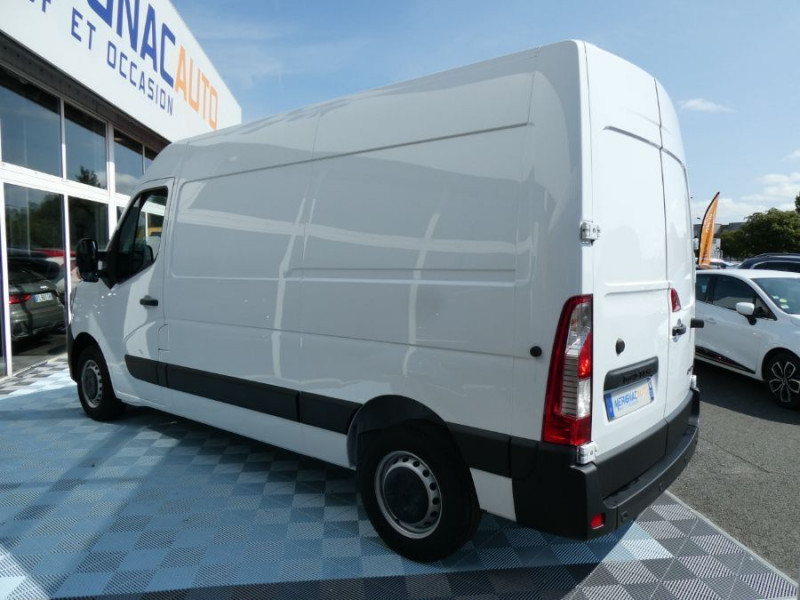 Photo 10 de l'offre de RENAULT MASTER L2H2 2.3 Blue dCi 135 BVM6 3.5T GRAND CONFORT GPS Camera Ptes 270° 27900€ HT à 27900€ chez Mérignac auto