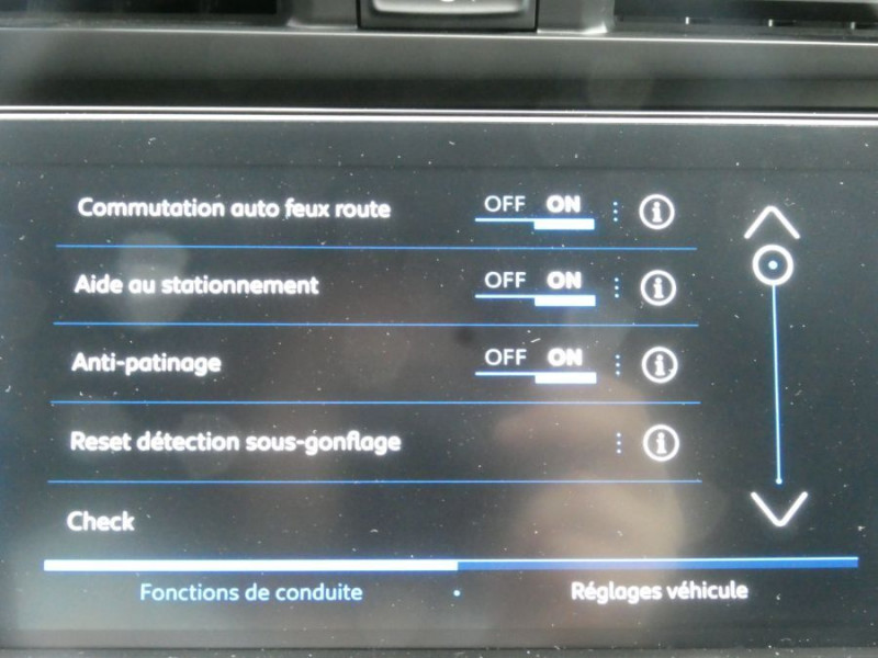 Photo 20 de l'offre de PEUGEOT 508 SW 1.5 BlueHDi 130 EAT8 ALLURE Hayon EL. Pack Drive ACC SC Attel. à 24950€ chez Mérignac auto