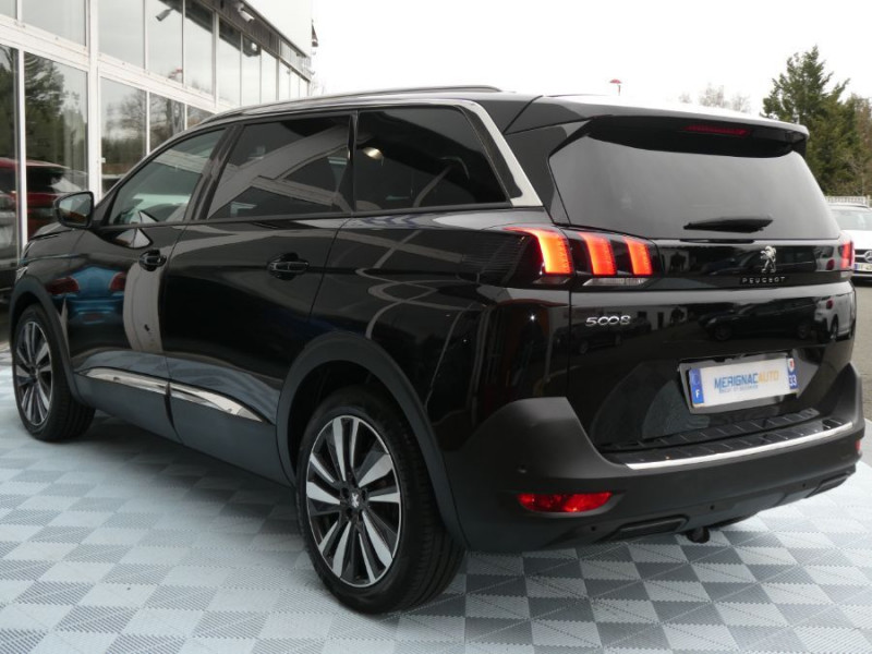 Photo 10 de l'offre de PEUGEOT 5008 II 1.5 BlueHDi 130 EAT8 ALLURE Camera JA19 7PL à 21490€ chez Mérignac auto