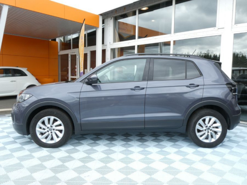 Photo 10 de l'offre de VOLKSWAGEN T-CROSS 1.0 TSI 110 BVM6 LIFE PACK COCKPIT CarPlay Radars ACC RER Privacy Glass à 21470€ chez Mérignac auto