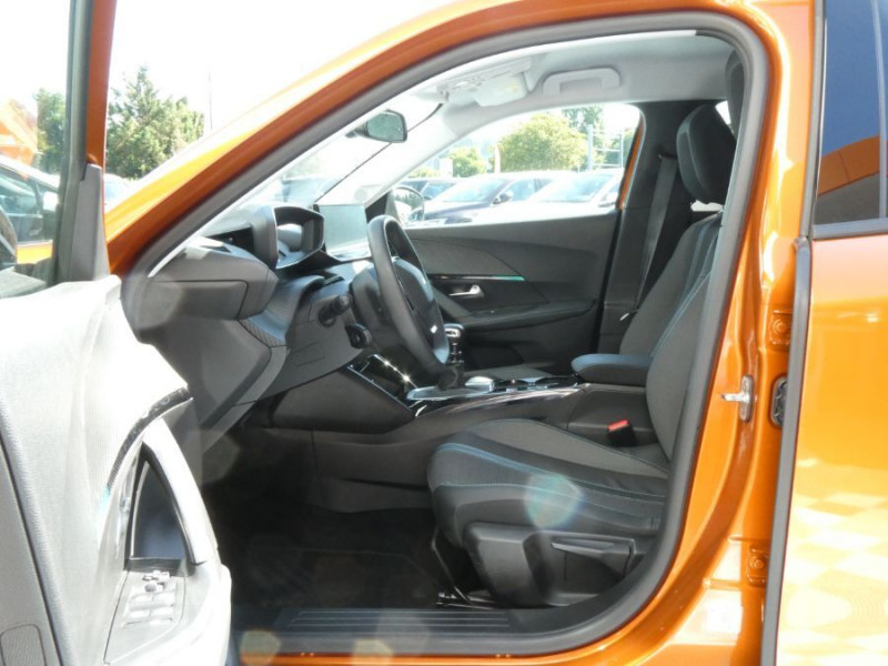 Photo 12 de l'offre de PEUGEOT 2008 II 1.5 BlueHDi 110 BVM6 ALLURE PACK Camera à 21950€ chez Mérignac auto