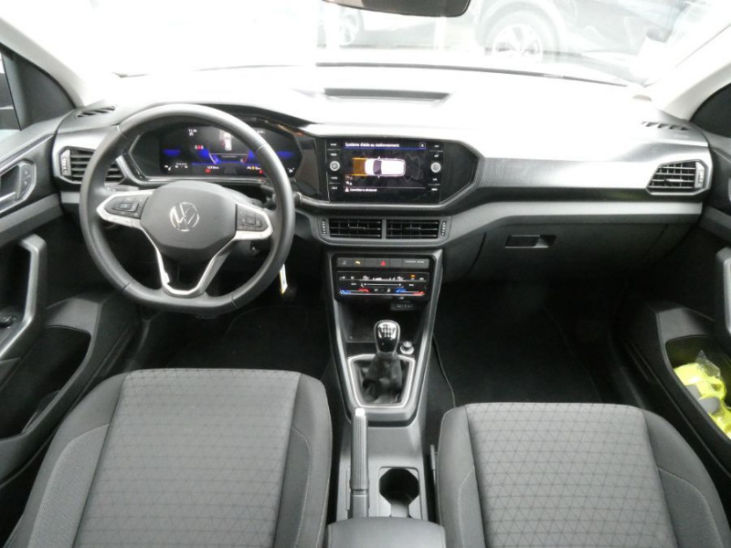 Photo 11 de l'offre de VOLKSWAGEN T-CROSS 1.0 TSI 110 BVM6 LIFE PACK COCKPIT CarPlay Radars ACC RER Privacy Glass à 21470€ chez Mérignac auto