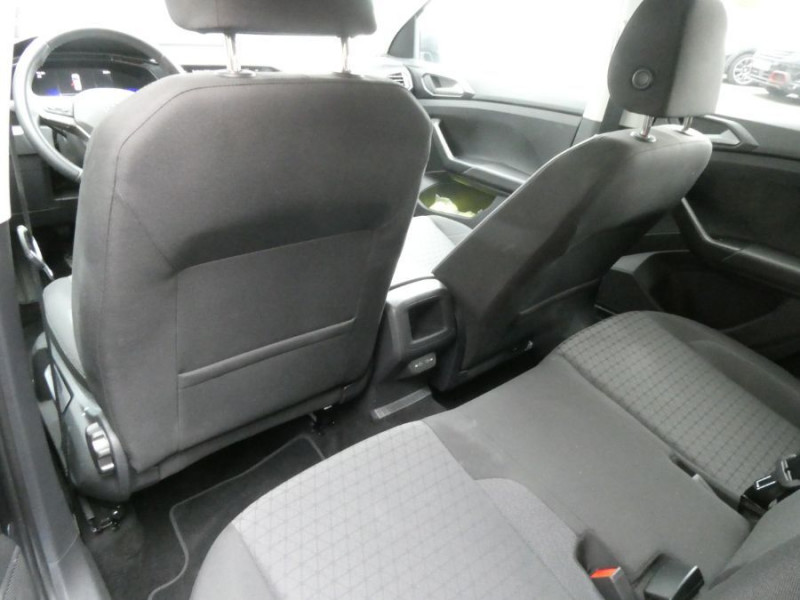 Photo 15 de l'offre de VOLKSWAGEN T-CROSS 1.0 TSI 110 BVM6 LIFE PACK COCKPIT CarPlay Radars ACC RER Privacy Glass à 21470€ chez Mérignac auto