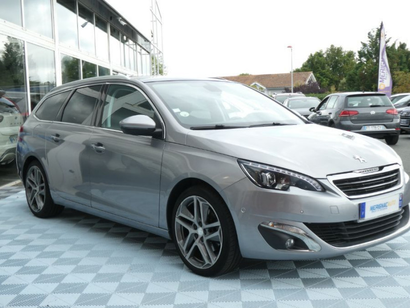 Photo 3 de l'offre de PEUGEOT 308 SW 2.0 HDI 150 EAT6 ALLURE GPS TOIT Pano Camera JA18 à 11450€ chez Mérignac auto