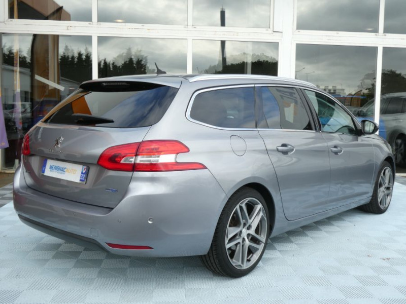 Photo 2 de l'offre de PEUGEOT 308 SW 2.0 HDI 150 EAT6 ALLURE GPS TOIT Pano Camera JA18 à 11450€ chez Mérignac auto