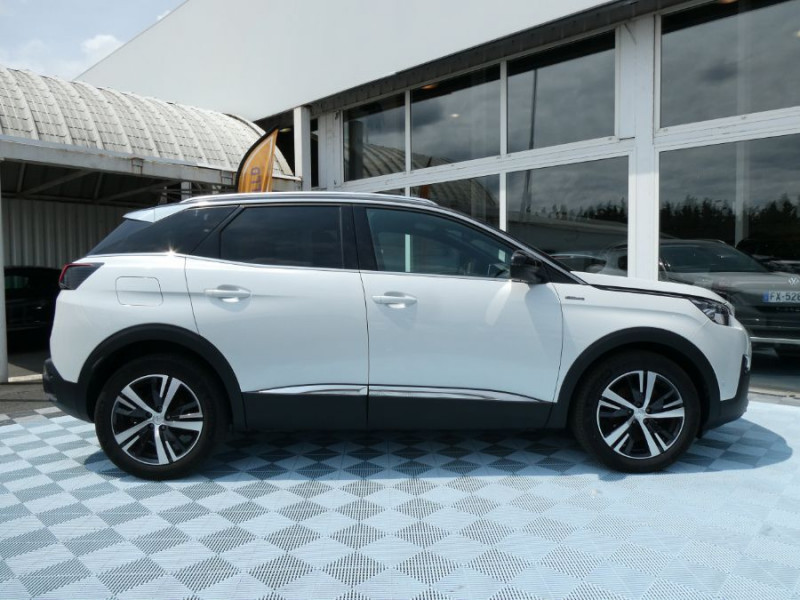 Photo 30 de l'offre de PEUGEOT 3008 II 1.5 BlueHDI 130 EAT8 GT LINE Carplay LED SC Attel à 25290€ chez Mérignac auto