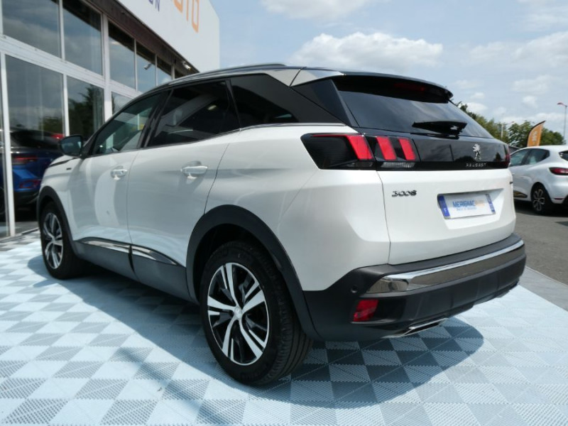 Photo 29 de l'offre de PEUGEOT 3008 II 1.5 BlueHDI 130 EAT8 GT LINE Carplay LED SC Attel à 25290€ chez Mérignac auto