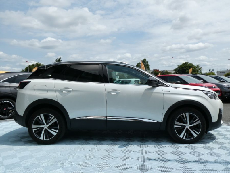 Photo 28 de l'offre de PEUGEOT 3008 II 1.5 BlueHDI 130 EAT8 GT LINE Carplay LED SC Attel à 25290€ chez Mérignac auto