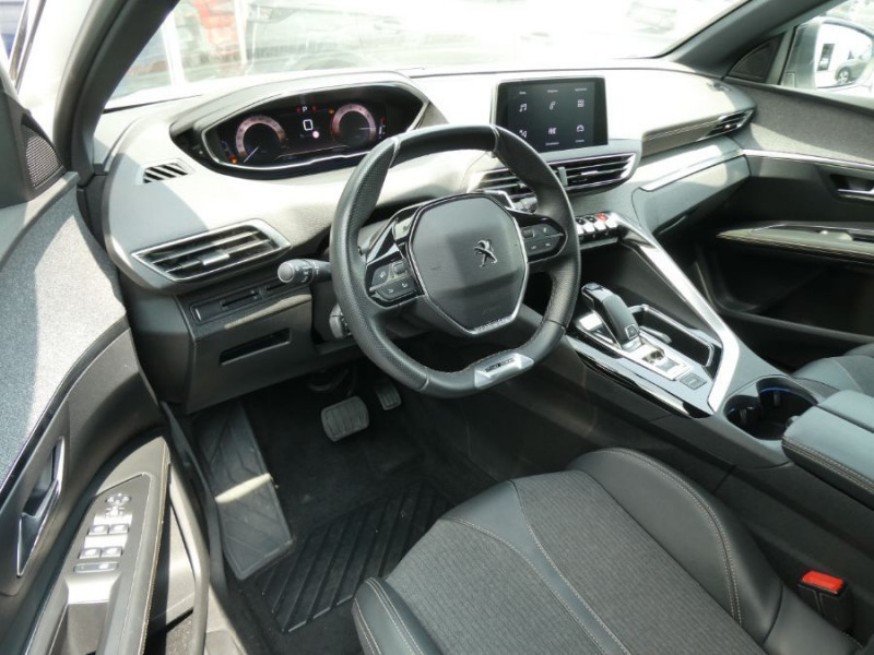 Photo 12 de l'offre de PEUGEOT 3008 II 1.5 BlueHDI 130 EAT8 GT LINE Carplay LED SC Attel à 25290€ chez Mérignac auto