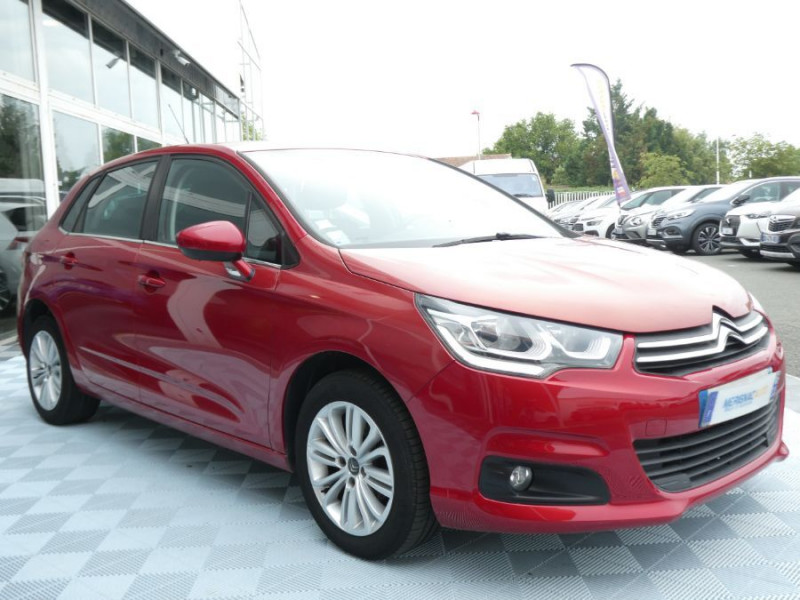 Photo 2 de l'offre de CITROEN C4 1.2 PureTech 110 FEEL CLIM Auto RS à 10950€ chez Mérignac auto