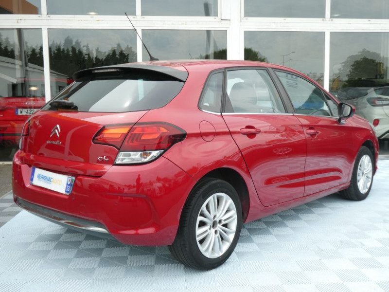 Photo 3 de l'offre de CITROEN C4 1.2 PureTech 110 FEEL CLIM Auto RS à 10950€ chez Mérignac auto