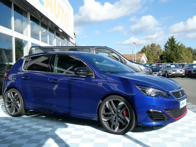 Photo 2 de l'offre de PEUGEOT 308 1.6 PureTech 272 BV6 GTI JA19 HiFi Camera à 23750€ chez Mérignac auto