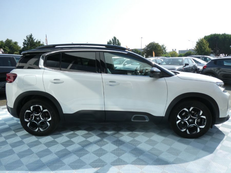 Photo 9 de l'offre de CITROEN C5 AIRCROSS NEW (2) 1.2 PureTech 130 EAT8 SHINE TOE 360° à 28950€ chez Mérignac auto