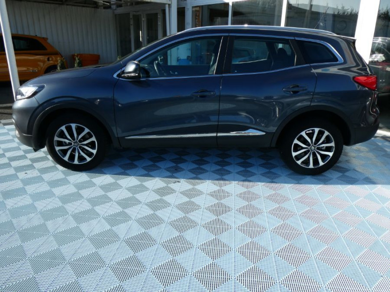 Photo 37 de l'offre de RENAULT KADJAR 1.6 DCI 130 BV6 ZEN Bluetooth JA17 Key Less à 17950€ chez Mérignac auto