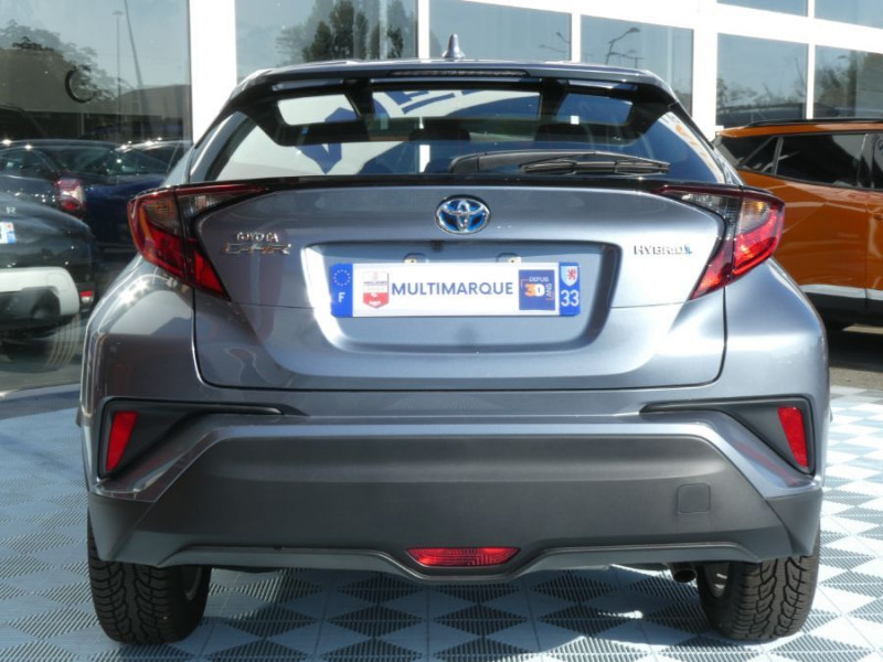 Photo 11 de l'offre de TOYOTA C-HR (2) 1.8 HYBRIDE 122H E-CVT 2WD C-ENTER GPS Camera à 25950€ chez Mérignac auto