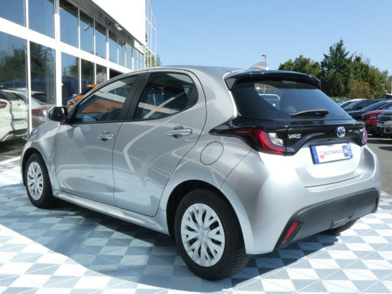 Photo 24 de l'offre de TOYOTA YARIS IV HYBRIDE 116H BVA DYNAMIC Camera ACC à 19280€ chez Mérignac auto