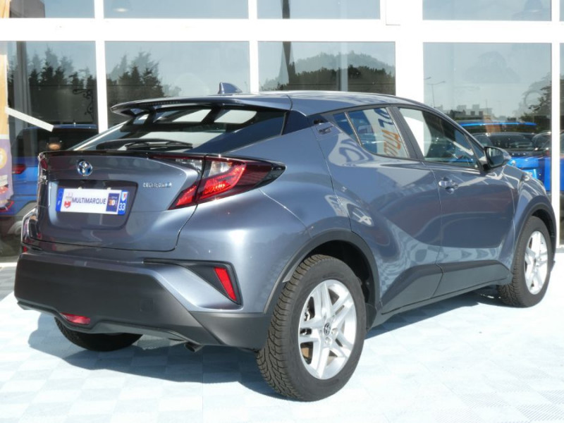 Photo 2 de l'offre de TOYOTA C-HR (2) 1.8 HYBRIDE 122H E-CVT 2WD C-ENTER GPS Camera à 25950€ chez Mérignac auto