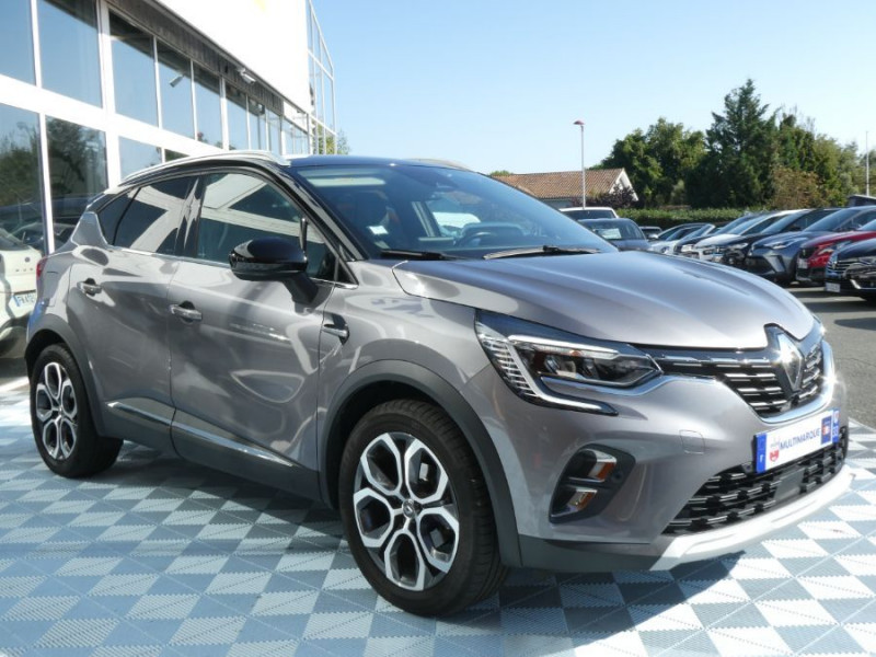 Photo 3 de l'offre de RENAULT CAPTUR II 1.5 BlueDci 115 BVM6 INTENS GPS 9.3" Camera à 17480€ chez Mérignac auto