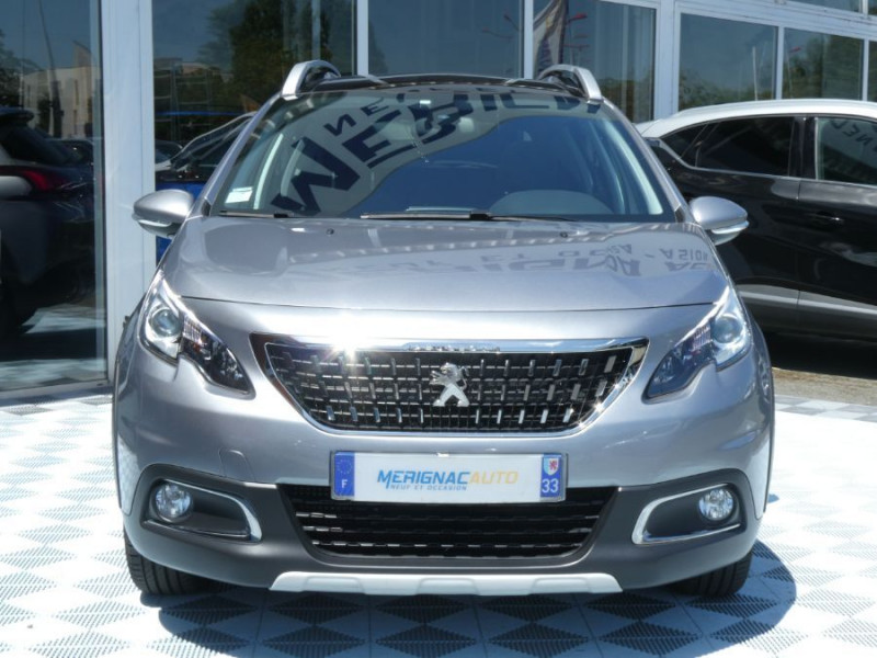 Photo 9 de l'offre de PEUGEOT 2008 1.2 PureTech 110 EAT6 ALLURE Toit Pano GPS Camera à 15450€ chez Mérignac auto