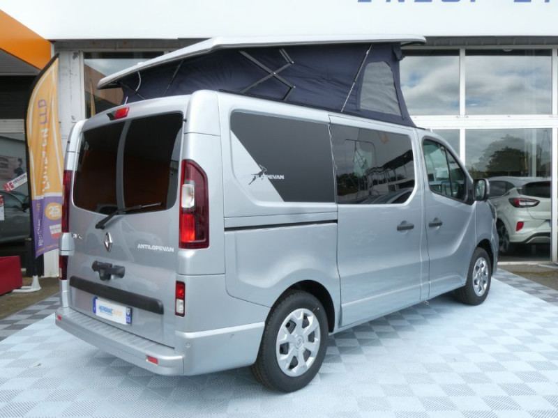 Photo 2 de l'offre de RENAULT TRAFIC VAN ANTILOPE VAN Aménagé FLEX PLUS 2.0 DCi 130 BVM6 L1 à 53450€ chez Mérignac auto