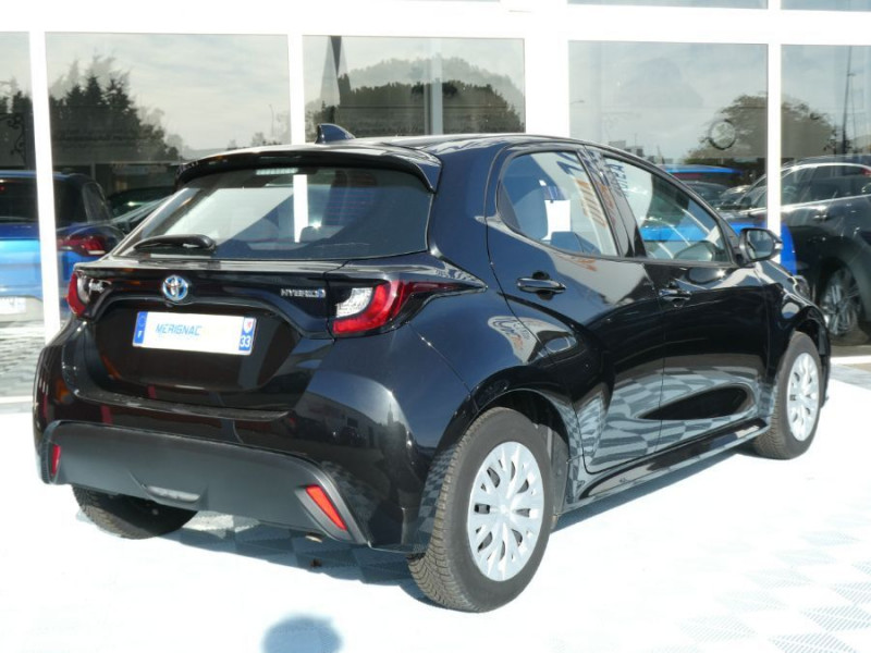 Photo 7 de l'offre de TOYOTA YARIS IV HYBRIDE 116H BVA DYNAMIC GPS Camera ACC à 19750€ chez Mérignac auto