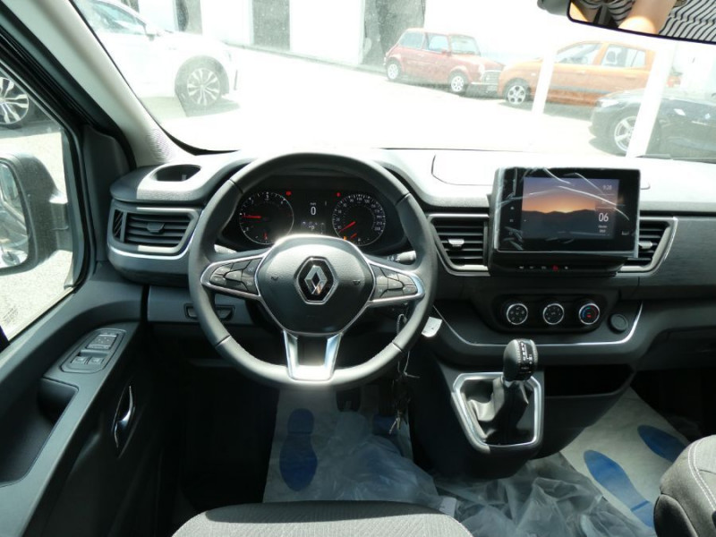 Photo 3 de l'offre de RENAULT TRAFIC VAN ANTILOPE VAN Aménagé FLEX5 2.0 DCi 150 EDC L1 GD CFT à 66200€ chez Mérignac auto