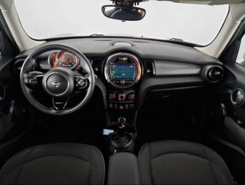 Photo 4 de l'offre de MINI MINI III 1.5i 136 BVA COOPER GPS TOE Camera CarPlay à 22490€ chez Mérignac auto