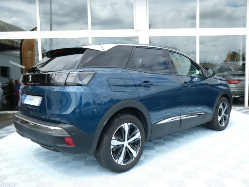 Photo 2 de l'offre de PEUGEOT 3008 II (2) 1.6 HYBRID 225 e-EAT8 ALLURE PACK Camera à 26950€ chez Mérignac auto