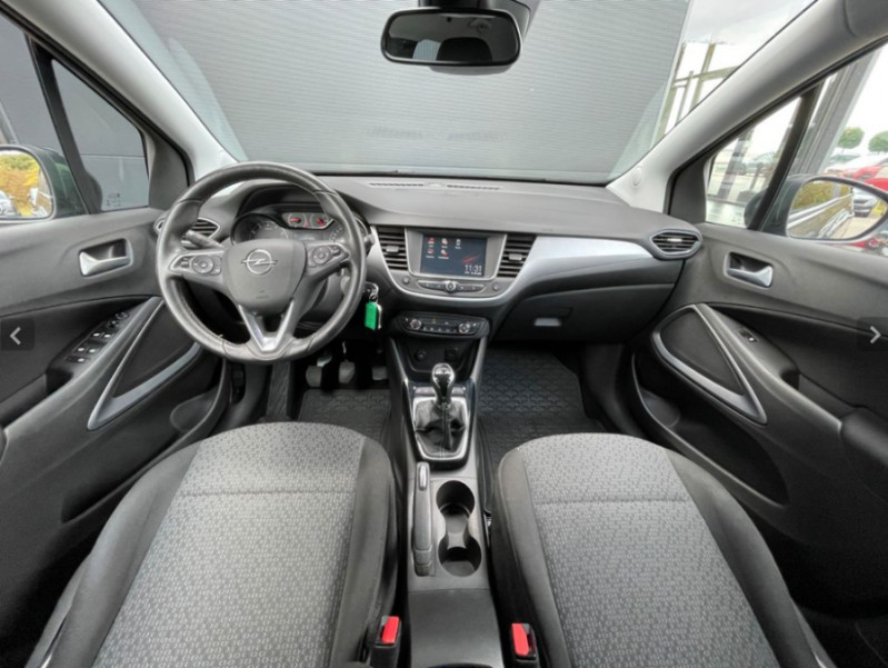 Photo 4 de l'offre de OPEL CROSSLAND X 1.2 Turbo 110 BVM6 ELEGANCE Radar CarPlay à 13750€ chez Mérignac auto