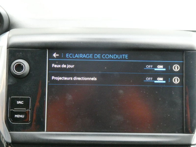 Photo 20 de l'offre de PEUGEOT 2008 1.2 PureTech 110 EAT6 ALLURE GPS Camera à 15950€ chez Mérignac auto