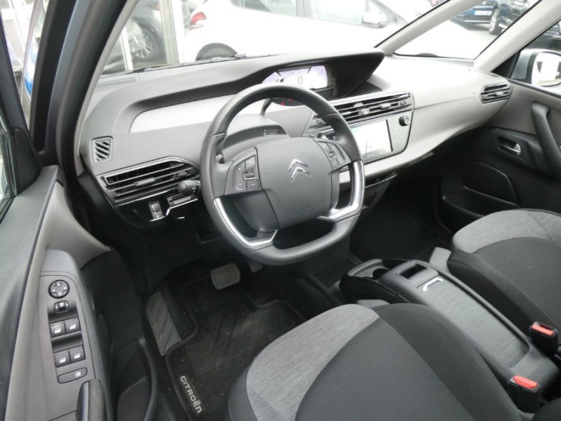 Photo 14 de l'offre de CITROEN C4 SPACETOURER 1.2 PureTech 130 EAT8 PACK GPS à 15950€ chez Mérignac auto