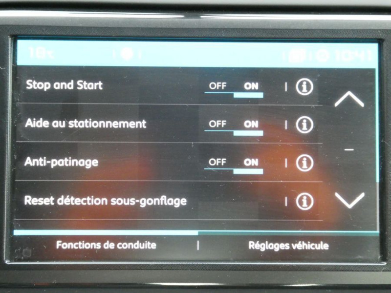 Photo 24 de l'offre de CITROEN C4 SPACETOURER 1.2 PureTech 130 EAT8 PACK GPS à 15950€ chez Mérignac auto