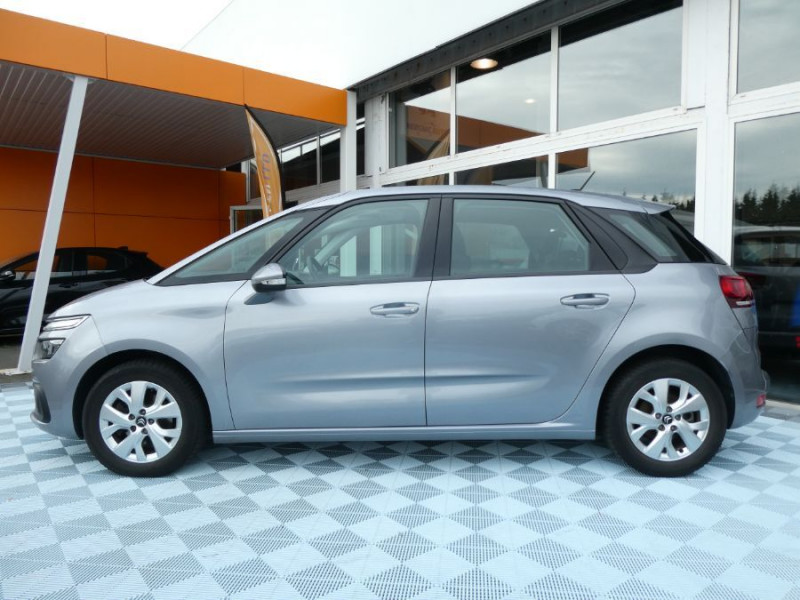 Photo 11 de l'offre de CITROEN C4 SPACETOURER 1.2 PureTech 130 EAT8 PACK GPS à 15950€ chez Mérignac auto