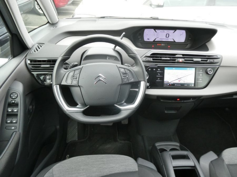 Photo 5 de l'offre de CITROEN C4 SPACETOURER 1.2 PureTech 130 EAT8 PACK GPS à 15950€ chez Mérignac auto