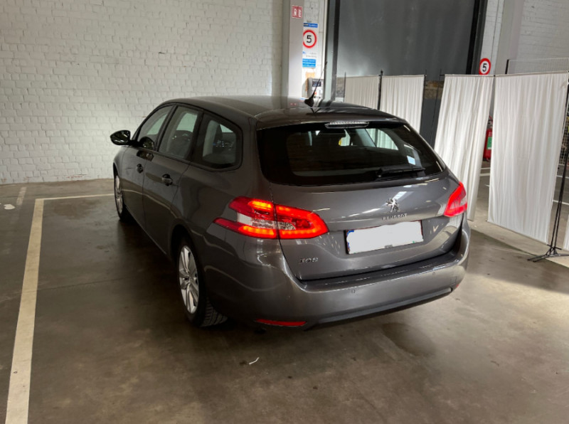 Photo 9 de l'offre de PEUGEOT 308 SW II 1.2 PureTech 110 BVM6 ACTIVE GPS Radar à 13950€ chez Mérignac auto