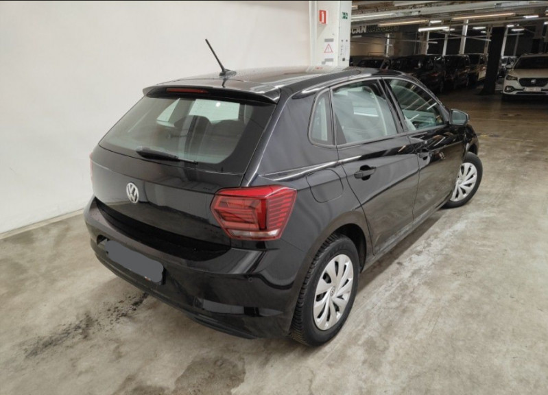 Photo 7 de l'offre de VOLKSWAGEN POLO VI 1.6 TDI 95 CONFORTLINE GPS Radars à 16750€ chez Mérignac auto