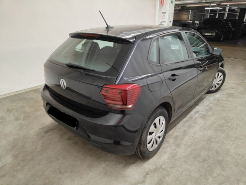 Photo 3 de l'offre de VOLKSWAGEN POLO VI 1.6 TDI 80 TRENDLINE GPS Radars à 15950€ chez Mérignac auto