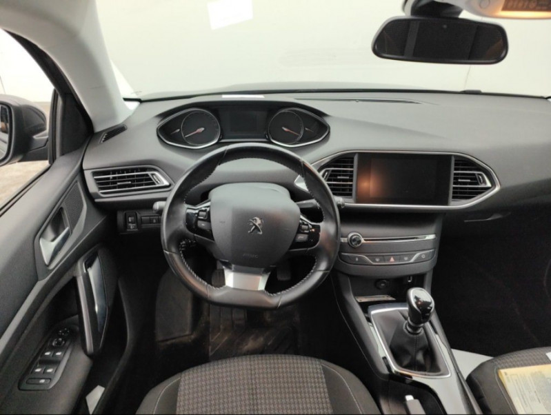 Photo 4 de l'offre de PEUGEOT 308 SW II 1.5 BlueHDI 130 BVM6 ACTIVE GPS Radar à 14490€ chez Mérignac auto