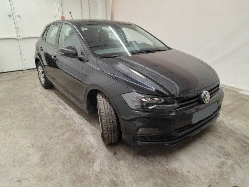 Photo 2 de l'offre de VOLKSWAGEN POLO VI 1.6 TDI 80 TRENDLINE GPS Radars à 15950€ chez Mérignac auto