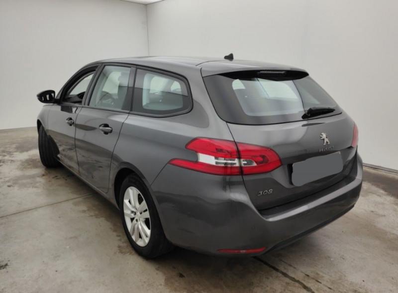 Photo 8 de l'offre de PEUGEOT 308 SW II 1.5 BlueHDI 130 BVM6 ACTIVE GPS Radar à 14490€ chez Mérignac auto