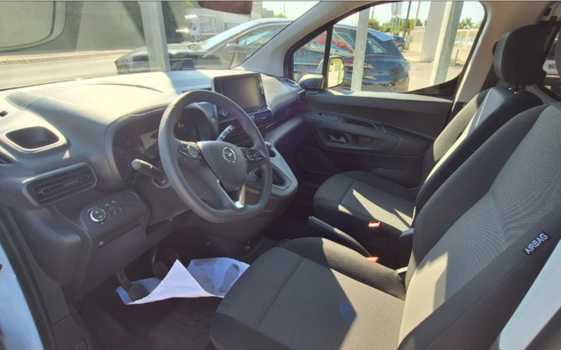 Photo 4 de l'offre de OPEL COMBO LIFE 1.5 DIESEL 100 BVM6 EDITION CarPlay Radar Privacy Glass à 23450€ chez Mérignac auto