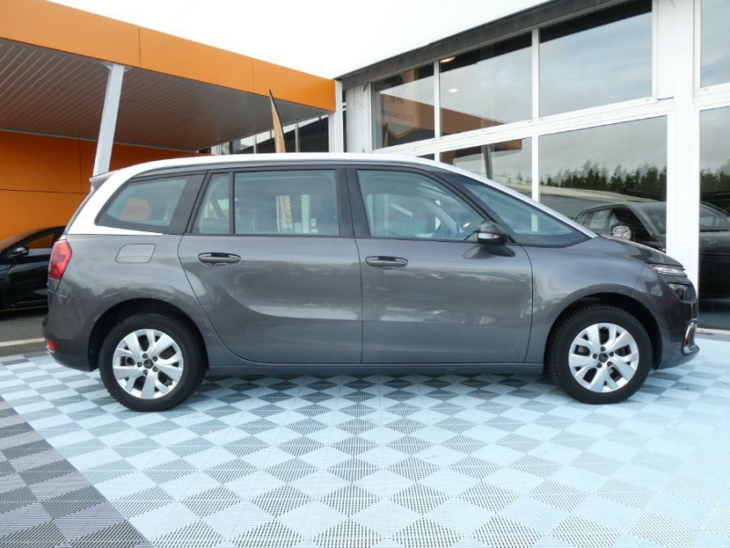 Photo 9 de l'offre de CITROEN GRAND C4 SPACETOURER 1.2 PureTech 130 EAT8 PACK GPS Key Less Attel 5PL à 16950€ chez Mérignac auto